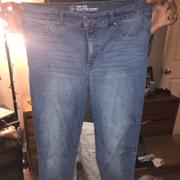 Jeans - Picture 2 of 3
